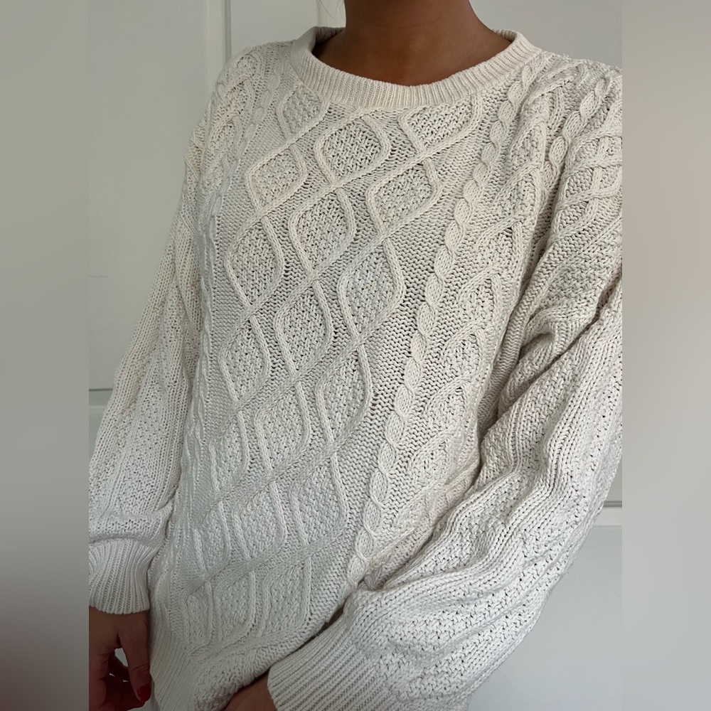 Large Vintage Cable Knit Sweater